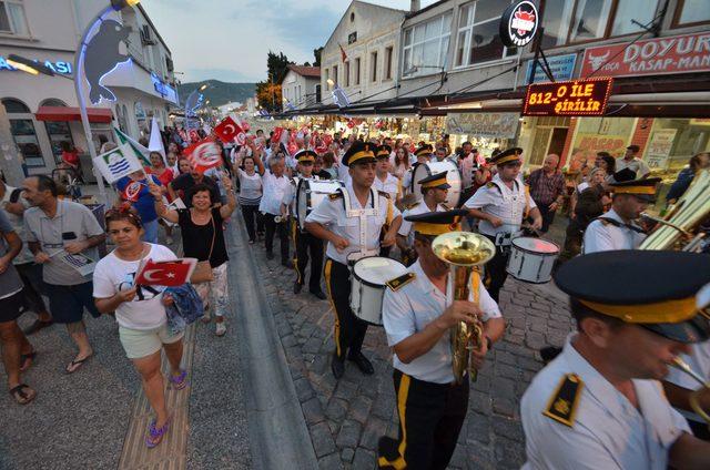 Fo&ccedil;a Festivali nde Ezginin G&uuml;nl&uuml;ğ&uuml; konseri 2