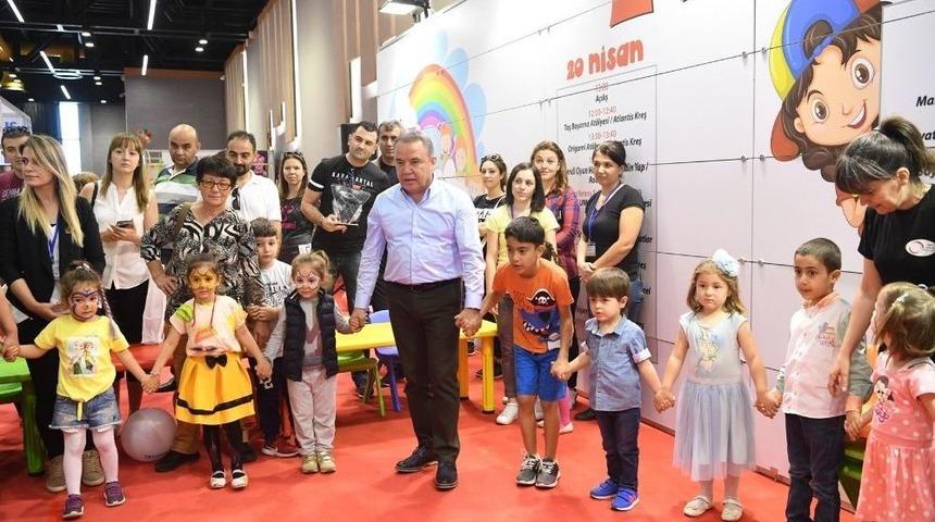 Başkan Böcek, “bu Fuarda Herkes Mutlu”