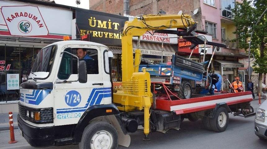 &Ccedil;apa Motoru Kaza Yaptı: 1 Yaralı