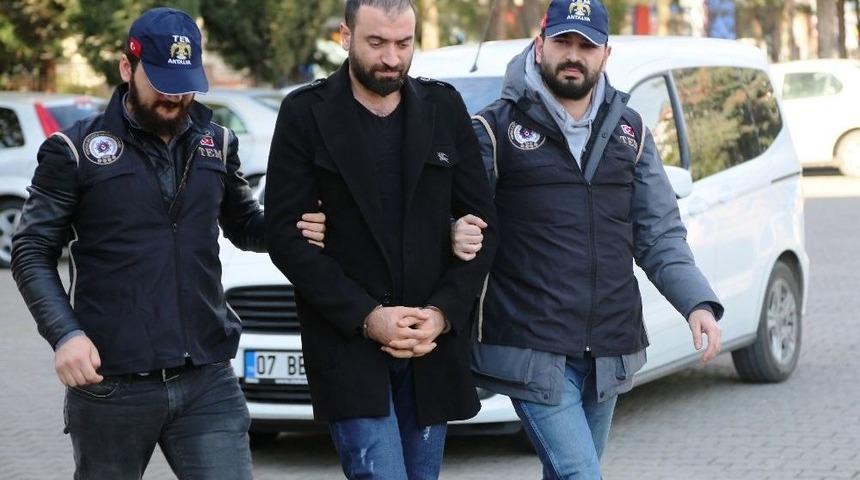 Askeri Mahrem Yapı &Ccedil;&ouml;z&uuml;ld&uuml;, Operasyonlar Ardı Ardına Geldi