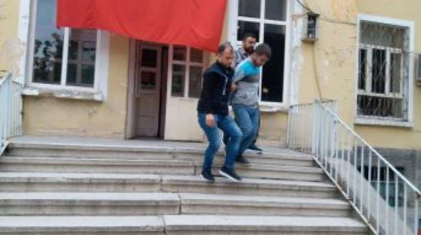 Besni&rsquo;de Yakalanan Hırsız Tutuklandı