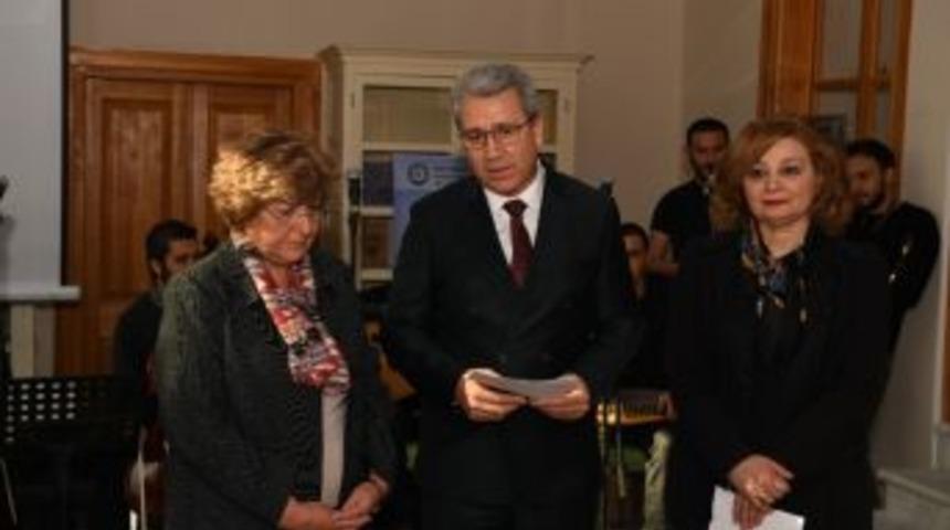 Ege &Uuml;niversitesinden Kadına Şiddete G&uuml;&ccedil;l&uuml; Tepki