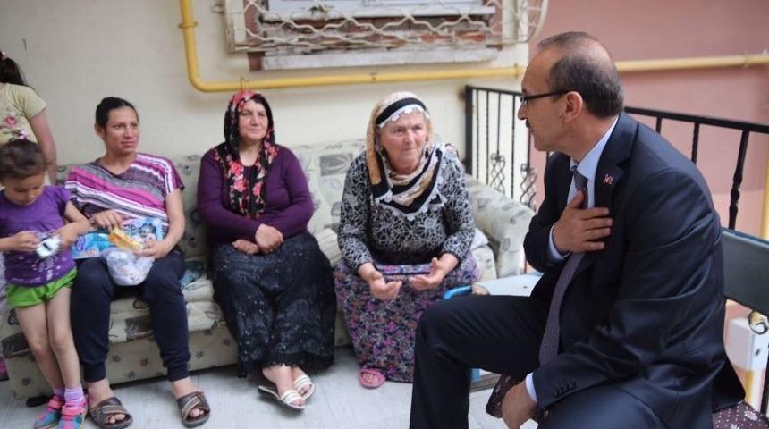 G&ouml;n&uuml;llerin Valisi