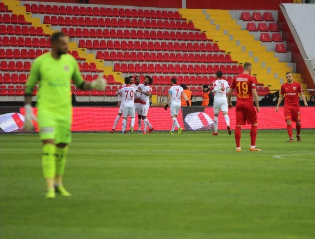 Ziraat T&uuml;rkiye Kupası: Kayserispor: - Antalyaspor: 1 (ilk Yarı)