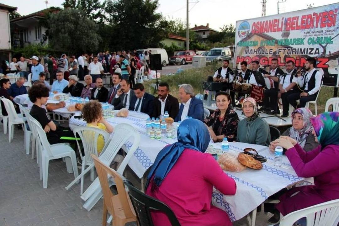 Osmaneli&rsquo;de Mahalle İftarları Sona Erdi