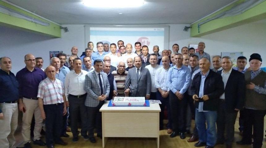 49. Yıl Coşkusuna Pastalı Kutlama