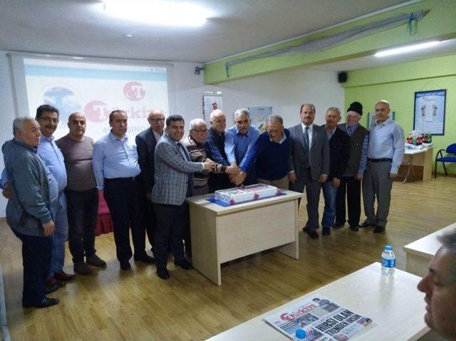 49. Yıl Coşkusuna Pastalı Kutlama 1