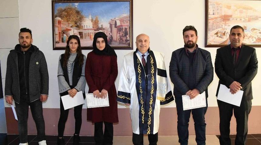 Adıyaman &Uuml;niversitesi Fak&uuml;lte Birincilerine Y&ouml;k Başkanından Tebrik Mektubu