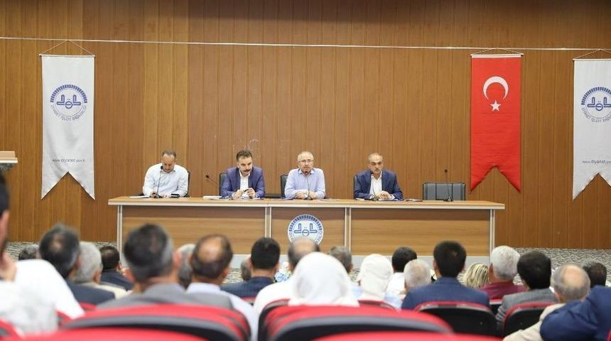 Yaman Muhtarlarla Bir Araya Geldi