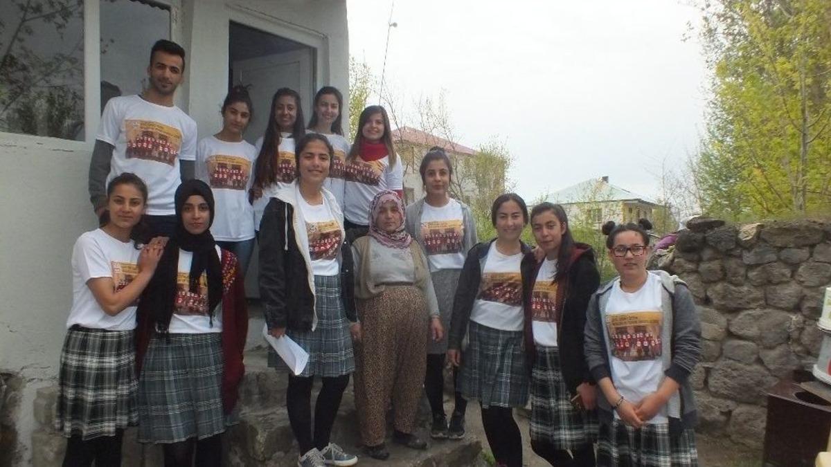 &Ouml;ğrencilerden Yaşlılara Destek Eli