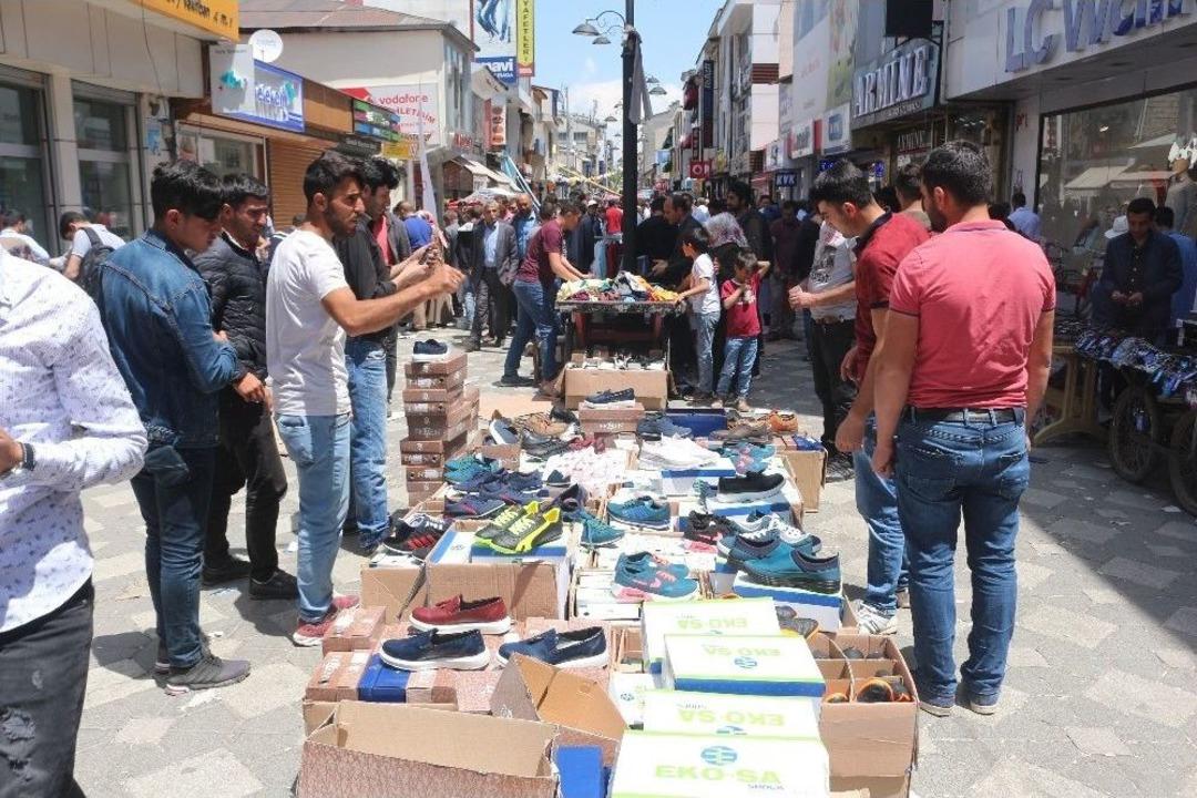 Ağrı&rsquo;da Bayram Hareketliliği Devam Ediyor