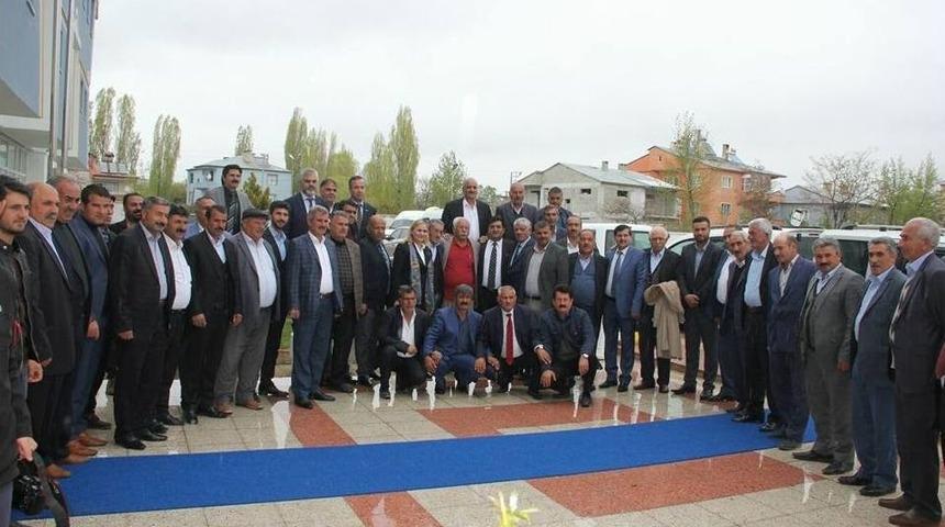 Buruki Aşireti Dernek &Ccedil;atısı Altında Birleşti