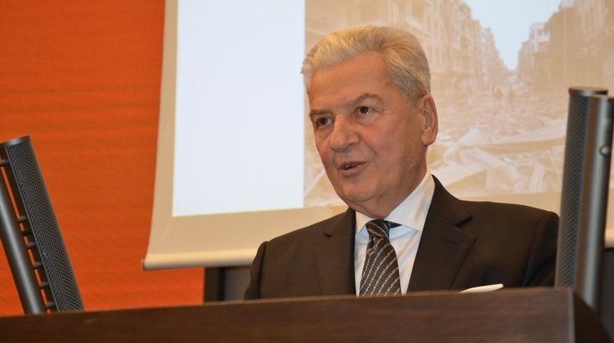 İzmir Ticaret Odası Y&ouml;netim Kurulu Başkanı Demirtaş: &ldquo;2018 Yılının K&uuml;resel Riskleri Var&rdquo;