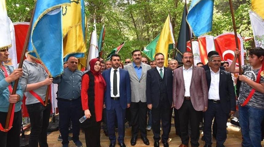 Aleyna Tilki Ve Fettah Can Kemalpaşa&rsquo;da Konser Verecek