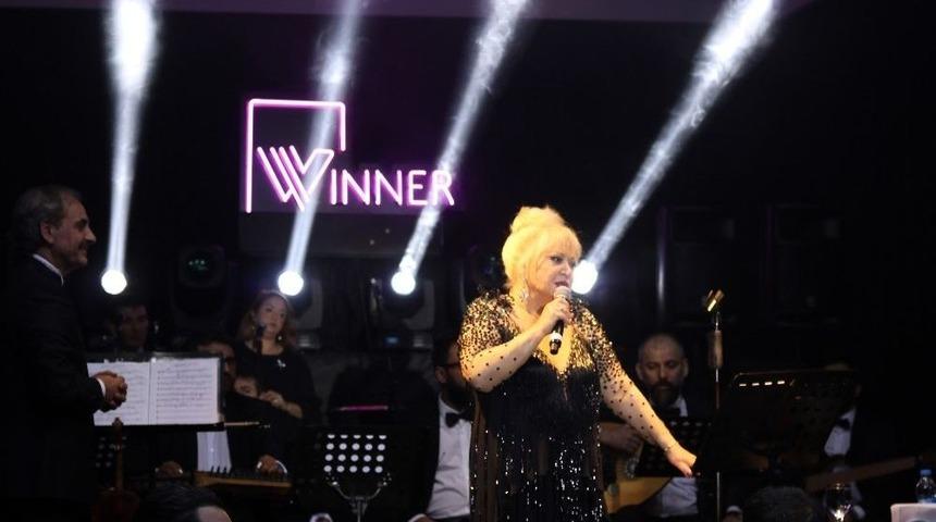 Diva İle Abacı&rsquo;dan Unutulmaz Konser