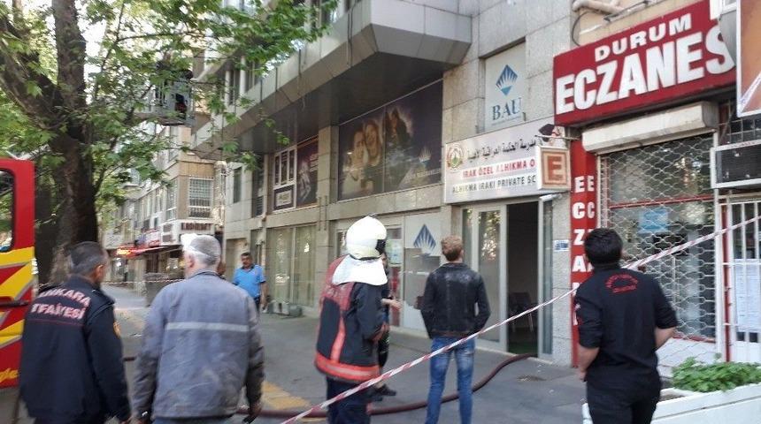 Ankara&rsquo;da Okulda Yangın Paniği