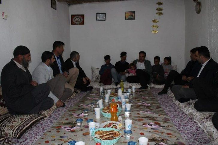 Kaymakam Dundar, Kibar Ailesiyle İftar Açtı G3