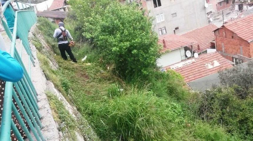 İzmit&rsquo;te &Ccedil;evre D&uuml;zenleme &Ccedil;alışmaları S&uuml;r&uuml;yor