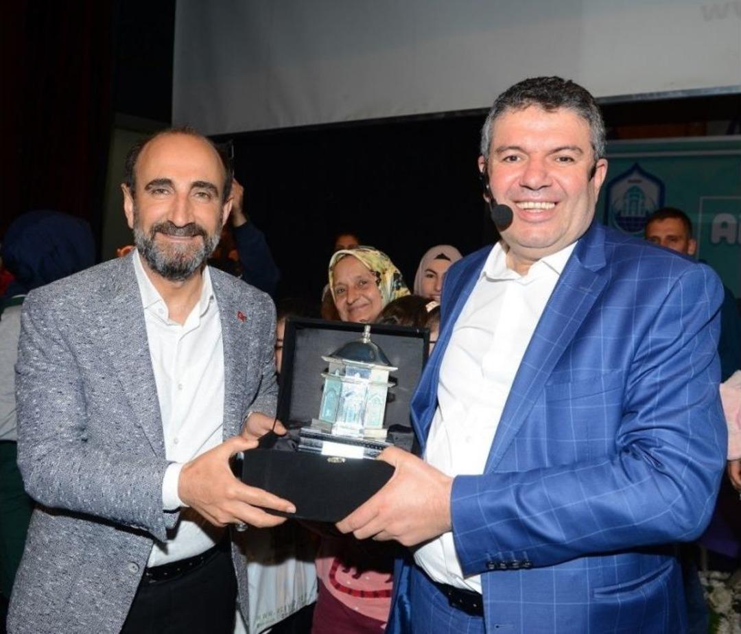 Yıldırım&rsquo;da G&ouml;n&uuml;llere Taht Kuran Seminer