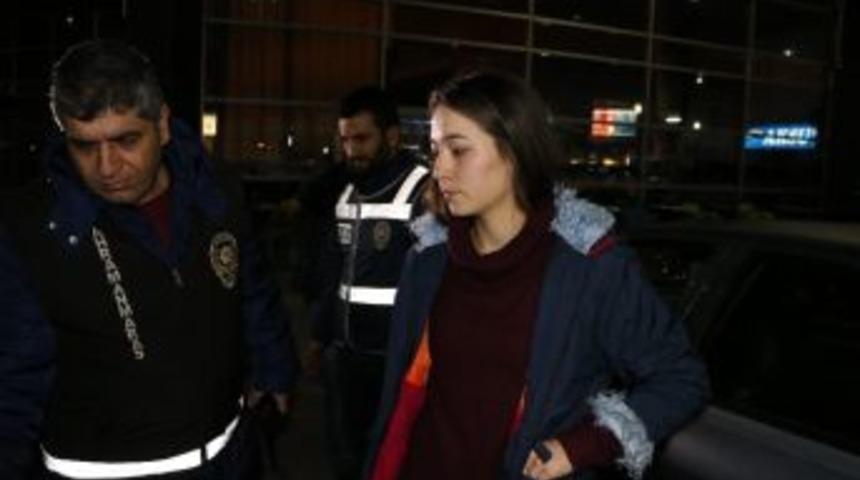 Kayıp Gen&ccedil; Kız Otogarda Bulundu