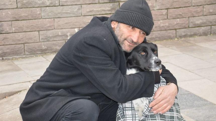 Kırıkkaleli Seyyar Satıcının Hayvan Sevgisi