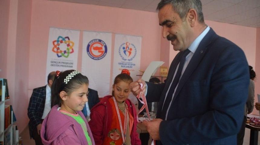 Eleşkirt&rsquo;te Masa Tenisi Turnuvası &Ouml;d&uuml;l T&ouml;reni Yapıldı