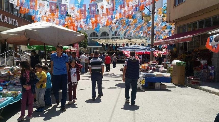 Keles&rsquo;te Bayram Coşkusu