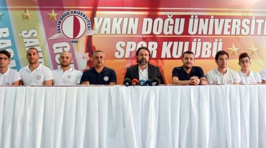 Yakın Doğu Üniversitesi Yüzücüleri 2017 Yılına Damga Vurdu