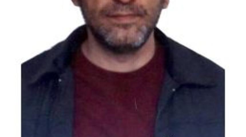 Cezaevi Firarisi Tanınmamak İ&ccedil;in Sa&ccedil;ını Boyatmış