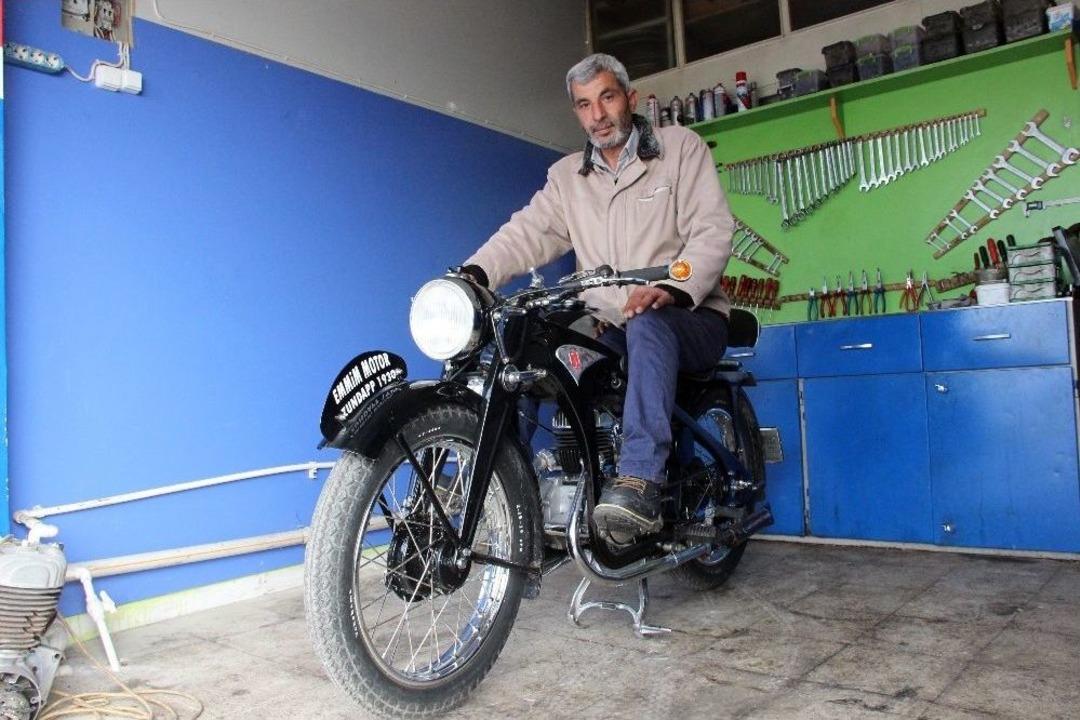 İkinci D&uuml;nya Savaşını G&ouml;rm&uuml;ş Motosiklet, Hala O G&uuml;nk&uuml; Gibi &Ccedil;alışıyor