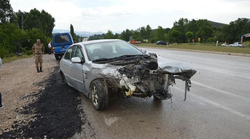 Tokat&rsquo;ta Trafik Kazası: 8 Yaralı