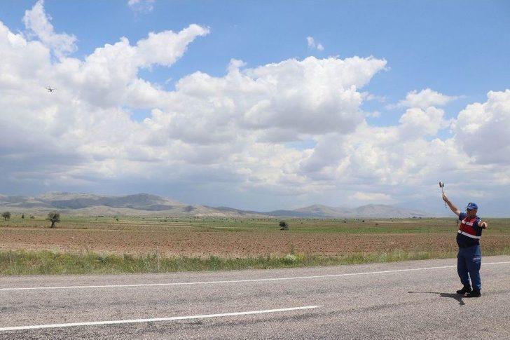 Jandarmadan ’drone’li Trafik Denetimi G5