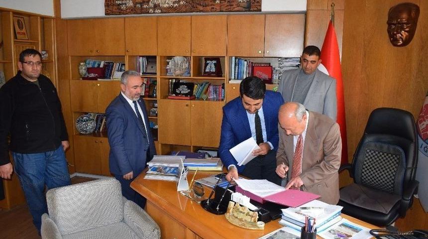 Avanos Belediyesi&rsquo;nde İmzalar Atıldı