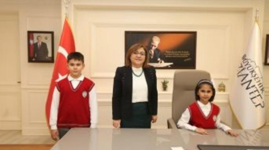 Fatma Şahin&rsquo;den 23 Nisan Kutlaması