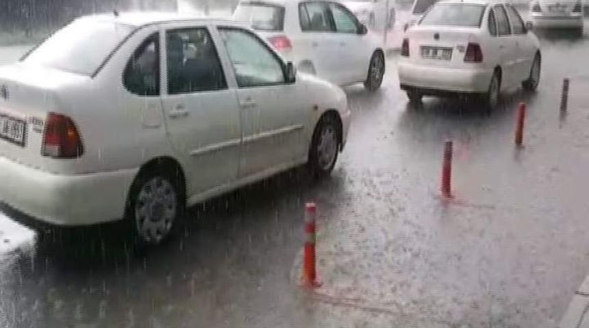 Develi&rsquo;de Şiddetli Yağış