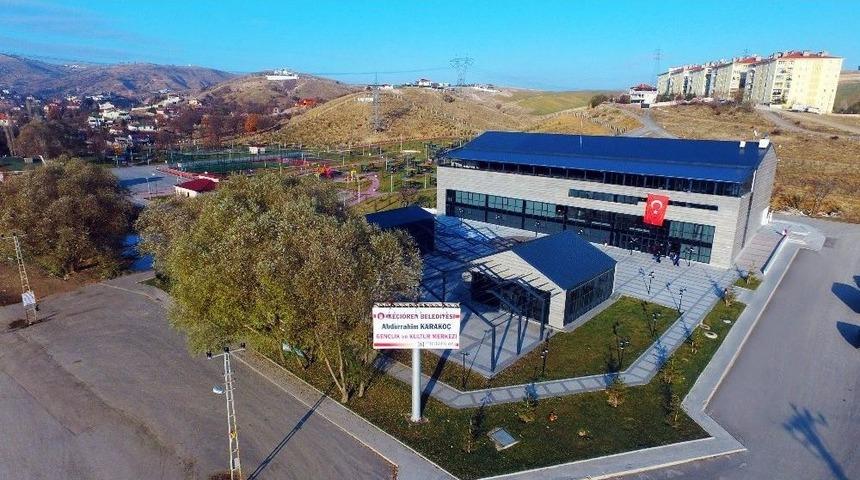 Bağlum’daki Kültür Merkezi Gençlerin Gözdesi Oldu