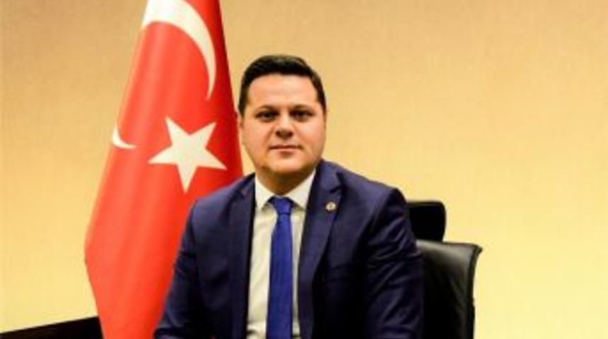 Kaymakam &Ouml;zt&uuml;rk&rsquo;ten &rsquo;23 Nisan&rsquo; Mesajı