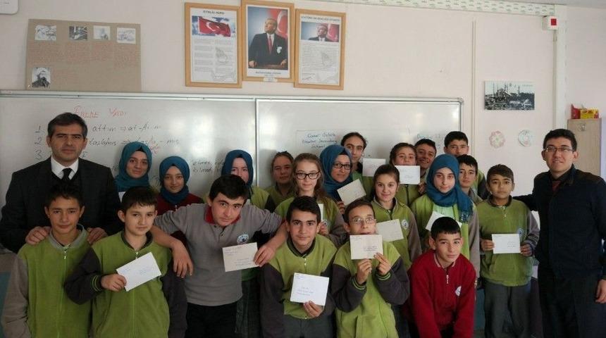 Pazarlar-şırnak Arasında İngilizce Mektup Arkadaşlığı