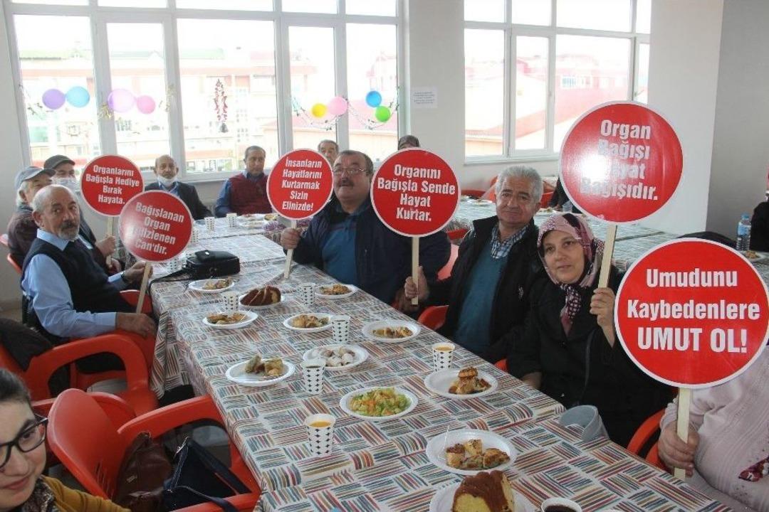 Organ Nakli Olan 21 Hasta, Doktorlarla Buluştu