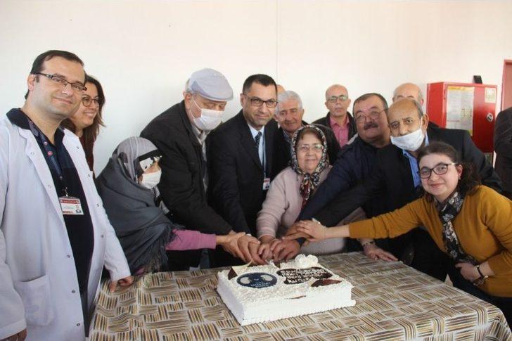 Organ Nakli Olan 21 Hasta, Doktorlarla Buluştu G3