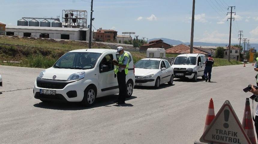 Yollardaki Bayram Trafiğine Drone&rsquo;lu Denetim