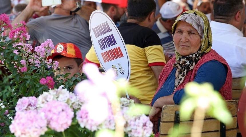 Buca&rsquo;daki Taş Ocağına Y&uuml;r&uuml;tmeyi Durdurma Kararı