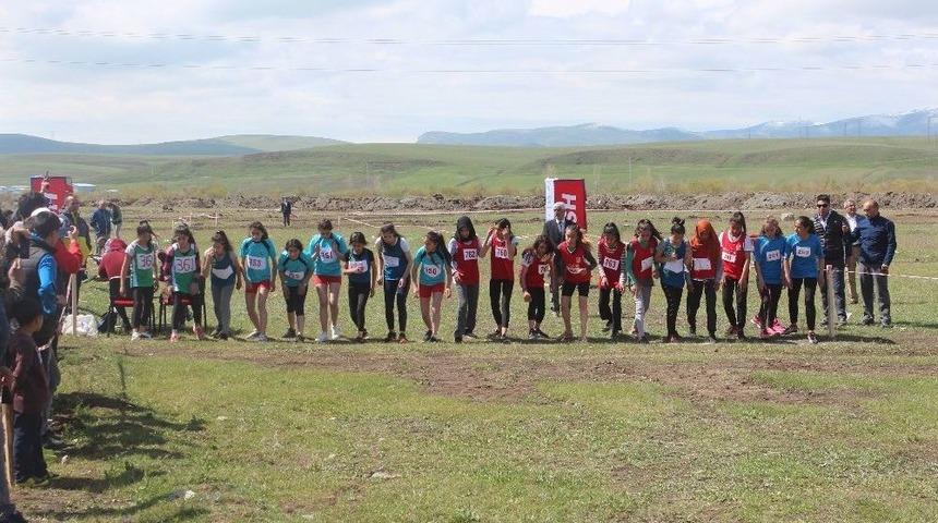 Ağrı&rsquo;da &ldquo;atletizm Geliştirme Projesi&rdquo; Yarışları Yapıldı