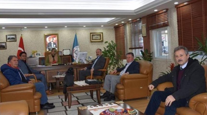 İl Milli Eğitim M&uuml;d&uuml;r&uuml; Durmuş, Sendika Temsilcileriyle Bir Araya Geldi