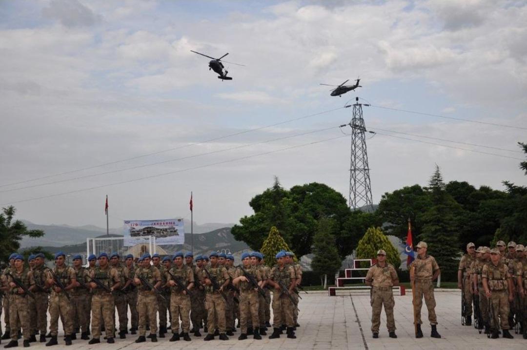 Jandarmanın Kuruluşu Helikopter, G&ouml;sterisiyle Kutlandı