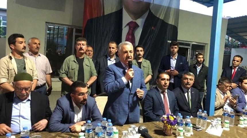 Bakan Arslan Kağızman’da 5 Bin Kişiyle İftar Açtı