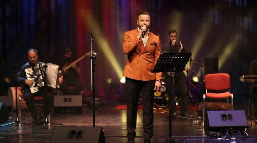 Rumelili Ekrem, Hemşehrileriyle Buluştu