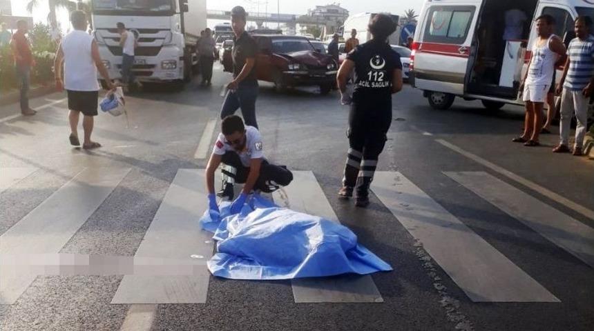 Kamyonetin &Ccedil;arptığı Ukraynalı Kadın &Ouml;ld&uuml;