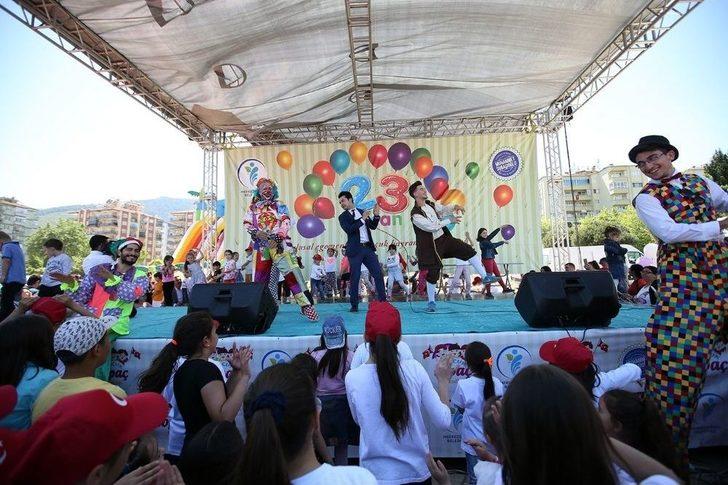 Binlerce Çocuk Topaç Şenliğinde Buluştu G5