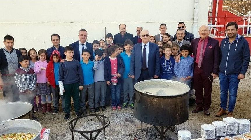 Keşkek Geleneğini Okullarında Yaşatıyorlar